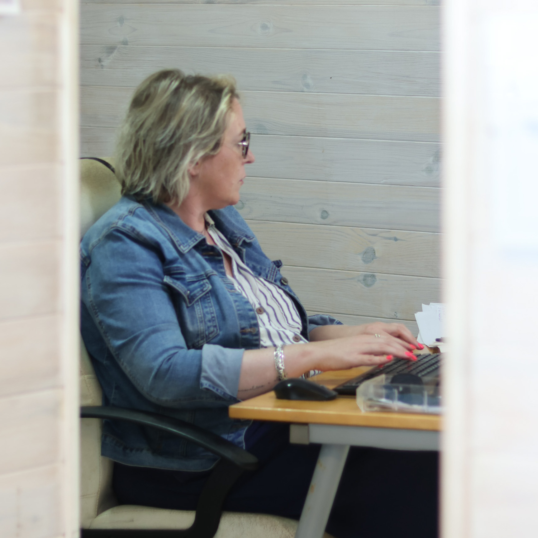 Irina, Booking Manager