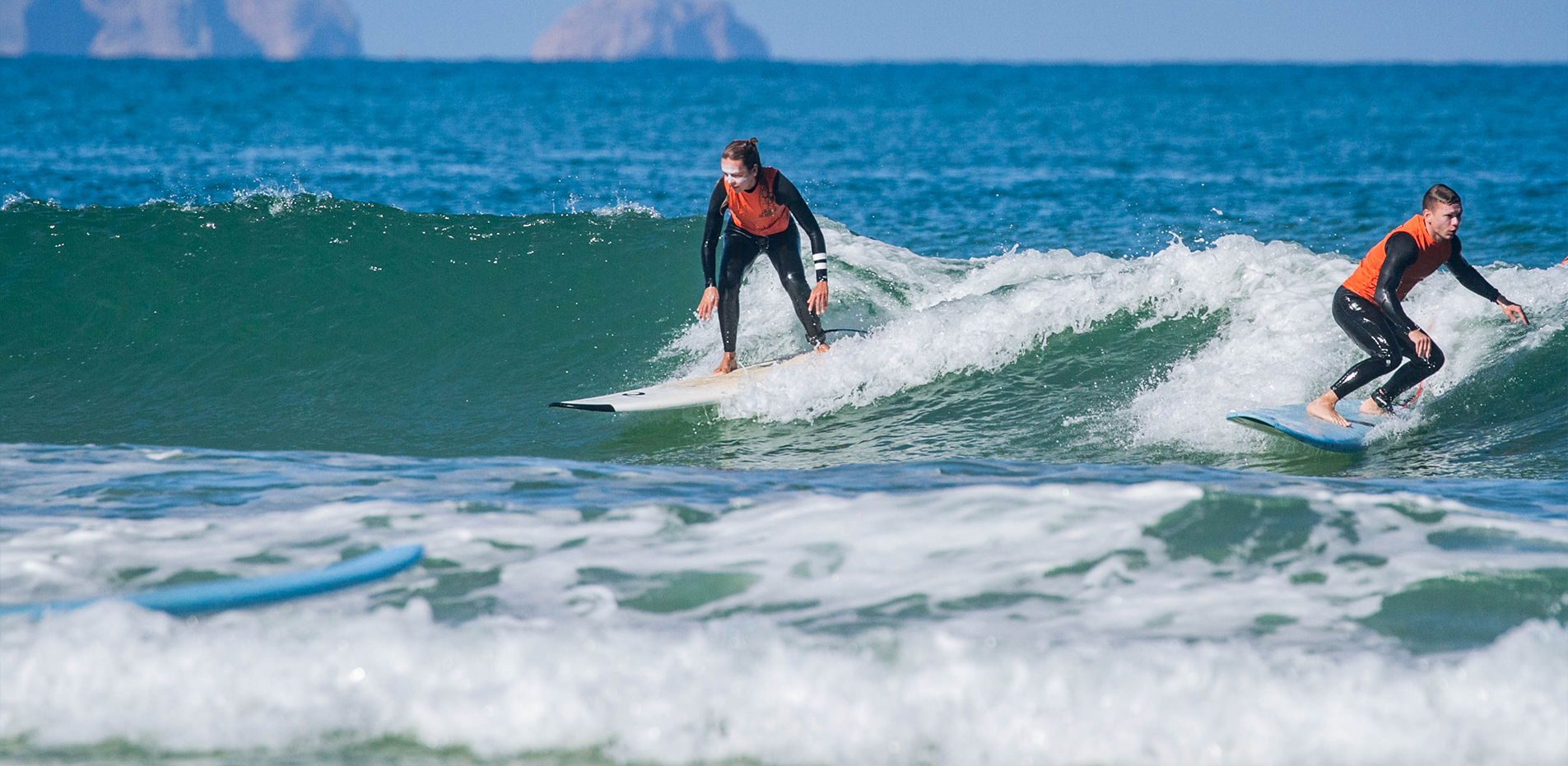 World class Surf & Oceanfront accommodation from only €420 – Peniche Surfing